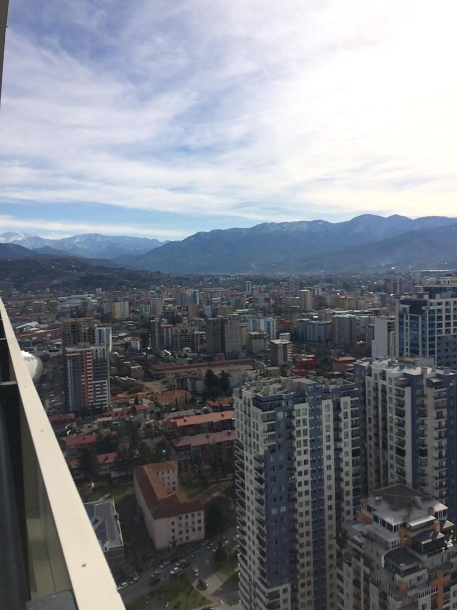 Orbi Сity Sunny Apartments High Floor Batumi Exterior foto