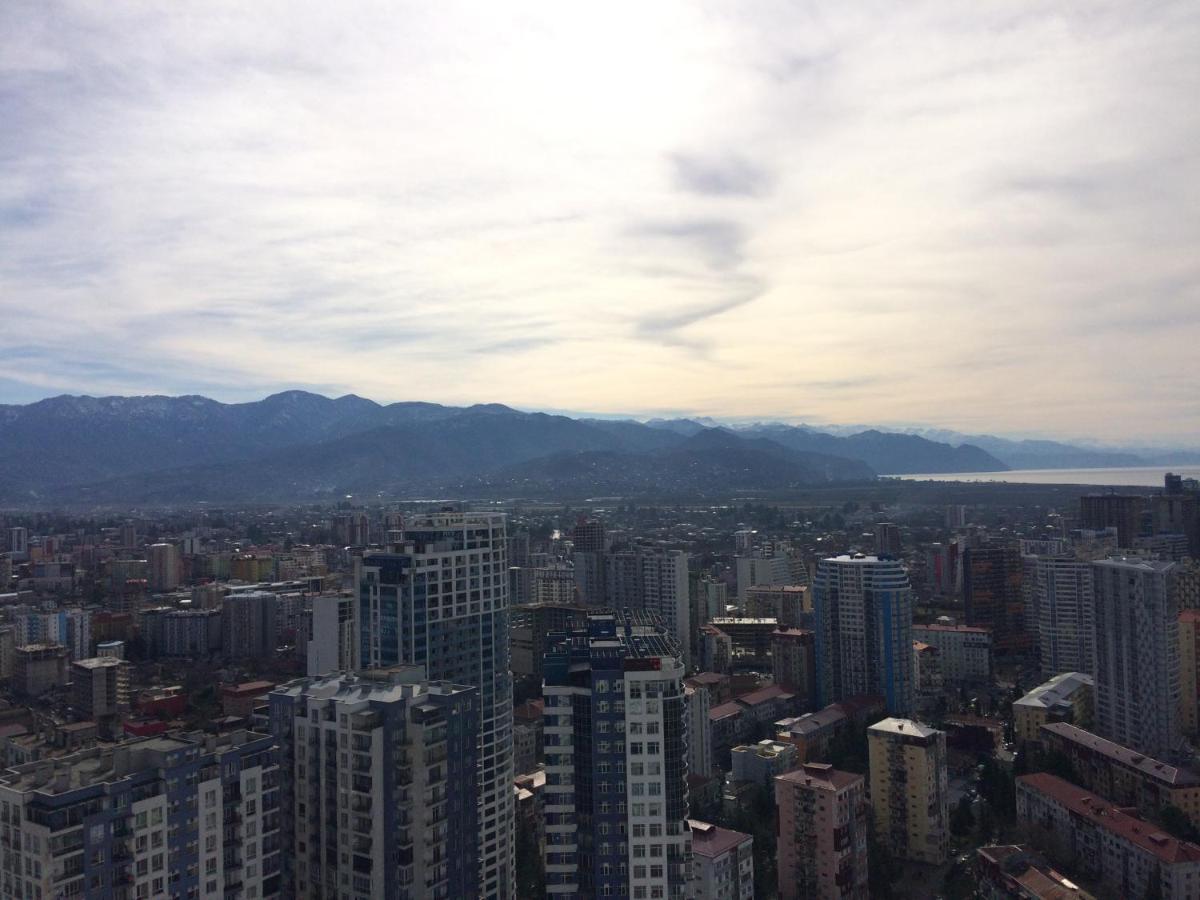 Orbi Сity Sunny Apartments High Floor Batumi Exterior foto